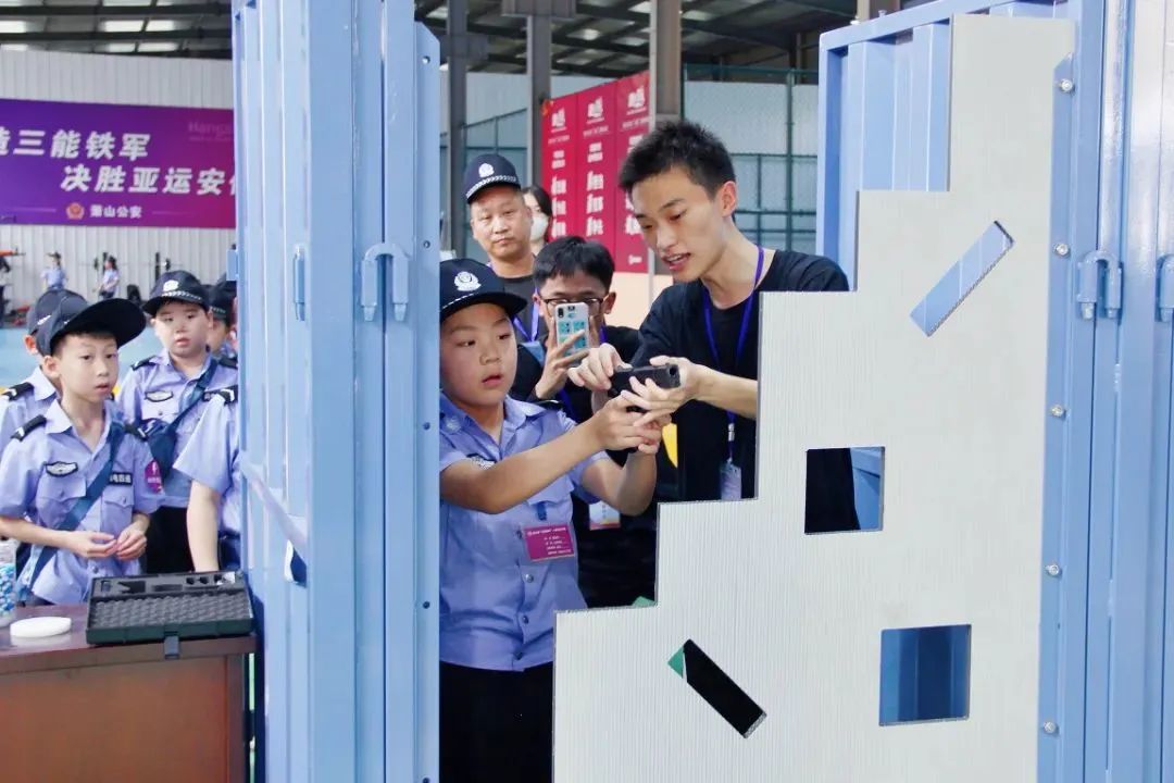 1659401774357647wfoT.jpg 1659401774357647wfoT.jpg