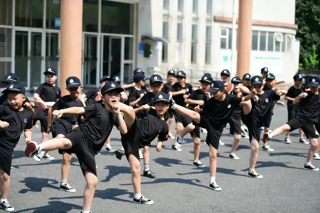 1659402045213255VoTP.jpg 1659402045213255VoTP.jpg