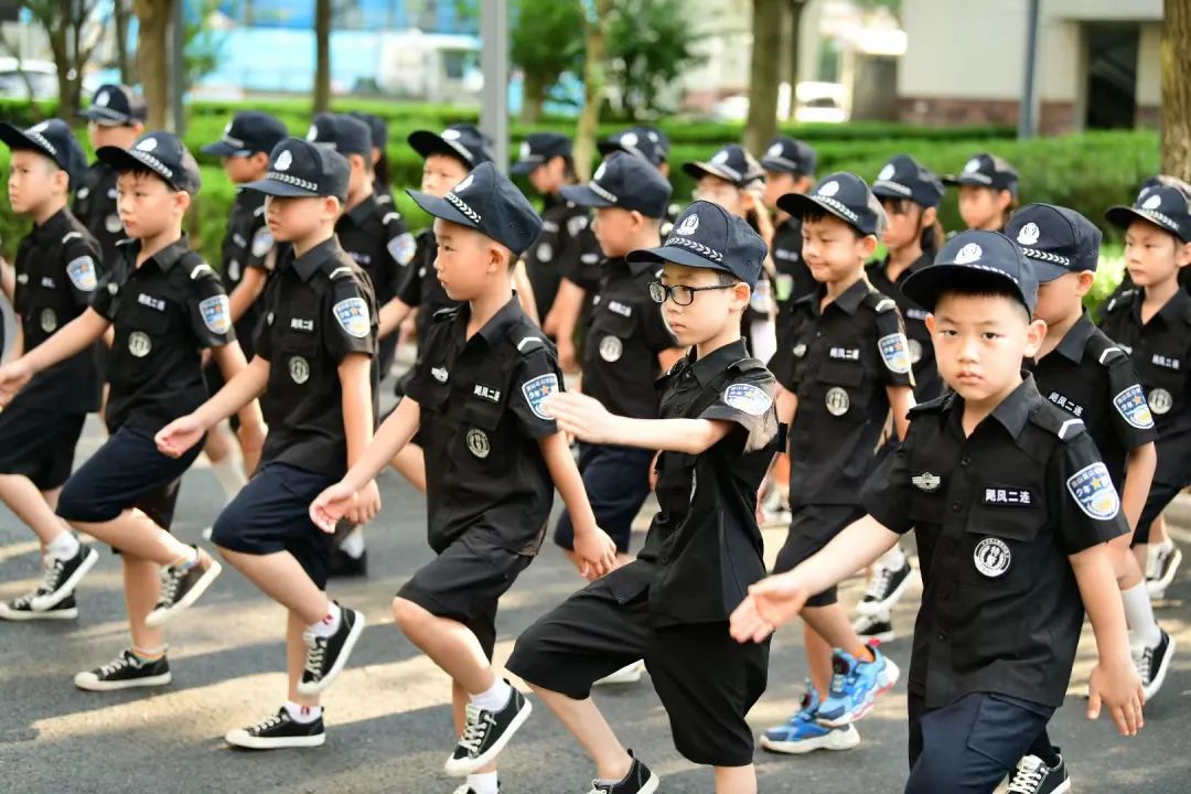 1659402380957537CDiX.jpg 1659402380957537CDiX.jpg