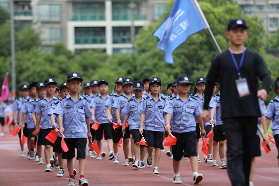 1659402380957537EynJ.jpg 1659402380957537EynJ.jpg