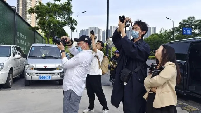 1713832708645745BGtq.jpg 1713832708645745BGtq.jpg