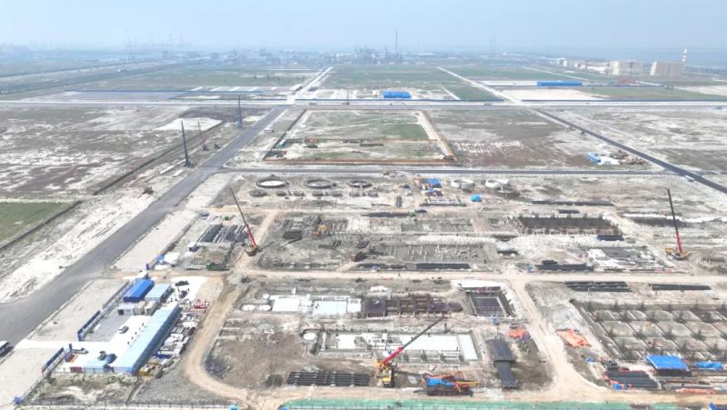 1726274376642580ZB22.jpg 640.jpg